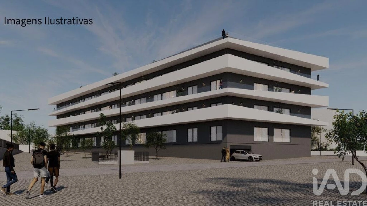 Apartamento T2 para Venda em Quarteira Foto 2