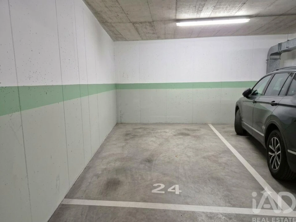 Apartamento T3 para Arrendamento em Lumiar Foto 26
