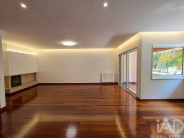 Apartamento T3 para Arrendamento em Lumiar