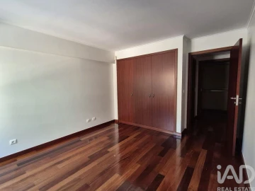 Apartamento T3 para Arrendamento em Lumiar