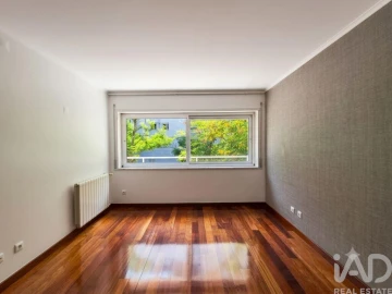 Apartamento T3 para Arrendamento em Lumiar