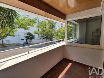 Apartamento T3 para Arrendamento em Lumiar