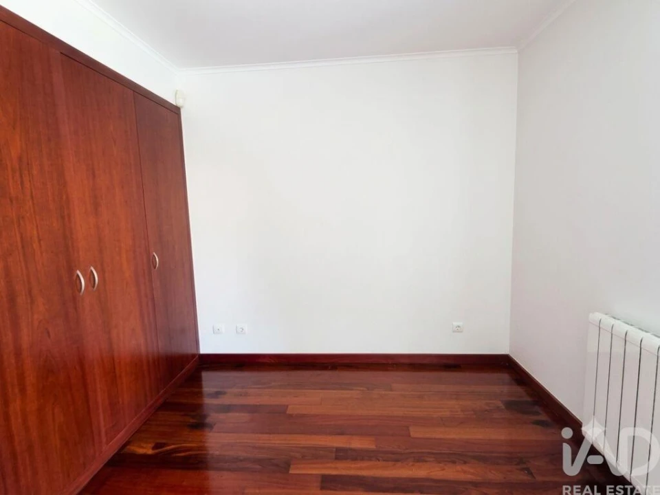 Apartamento T3 para Arrendamento em Lumiar Foto 21