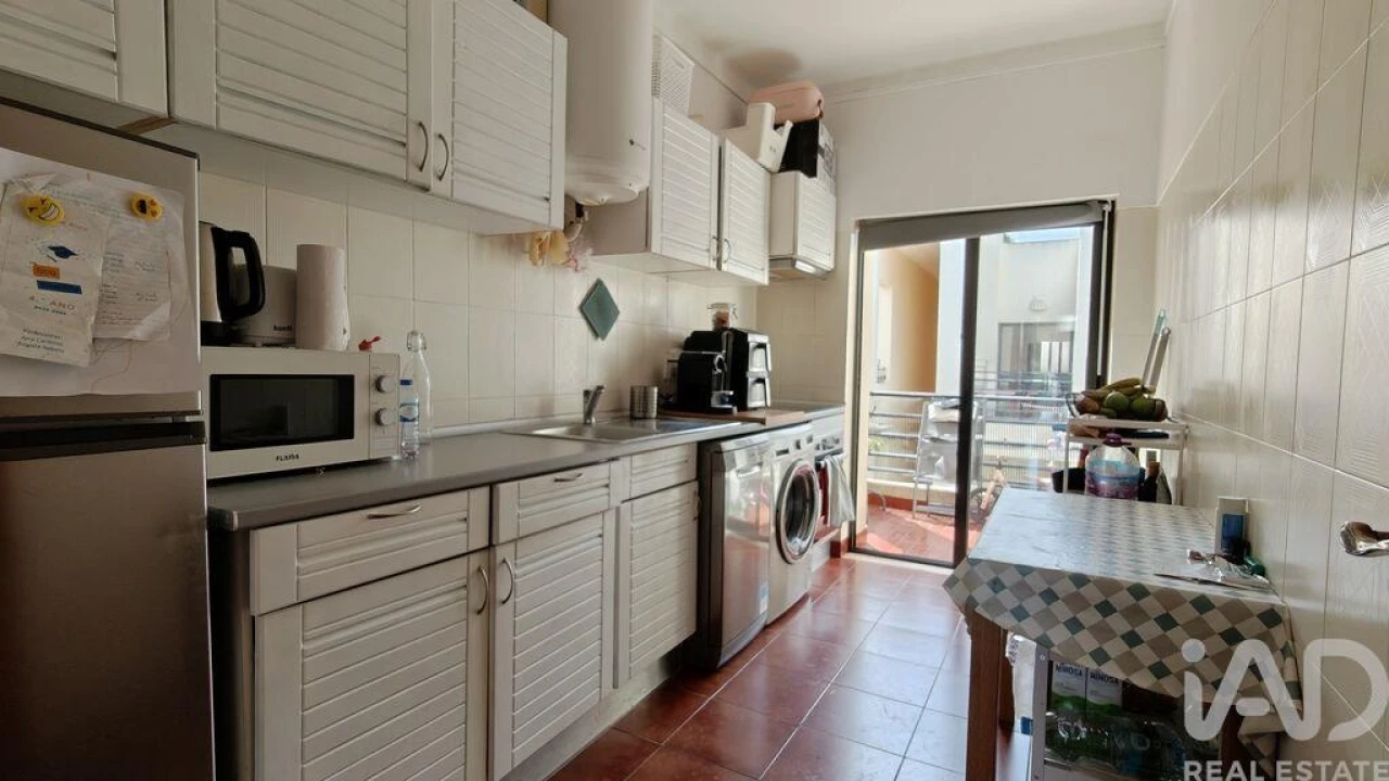 Apartamento T1 para Venda em Alvor Foto 4