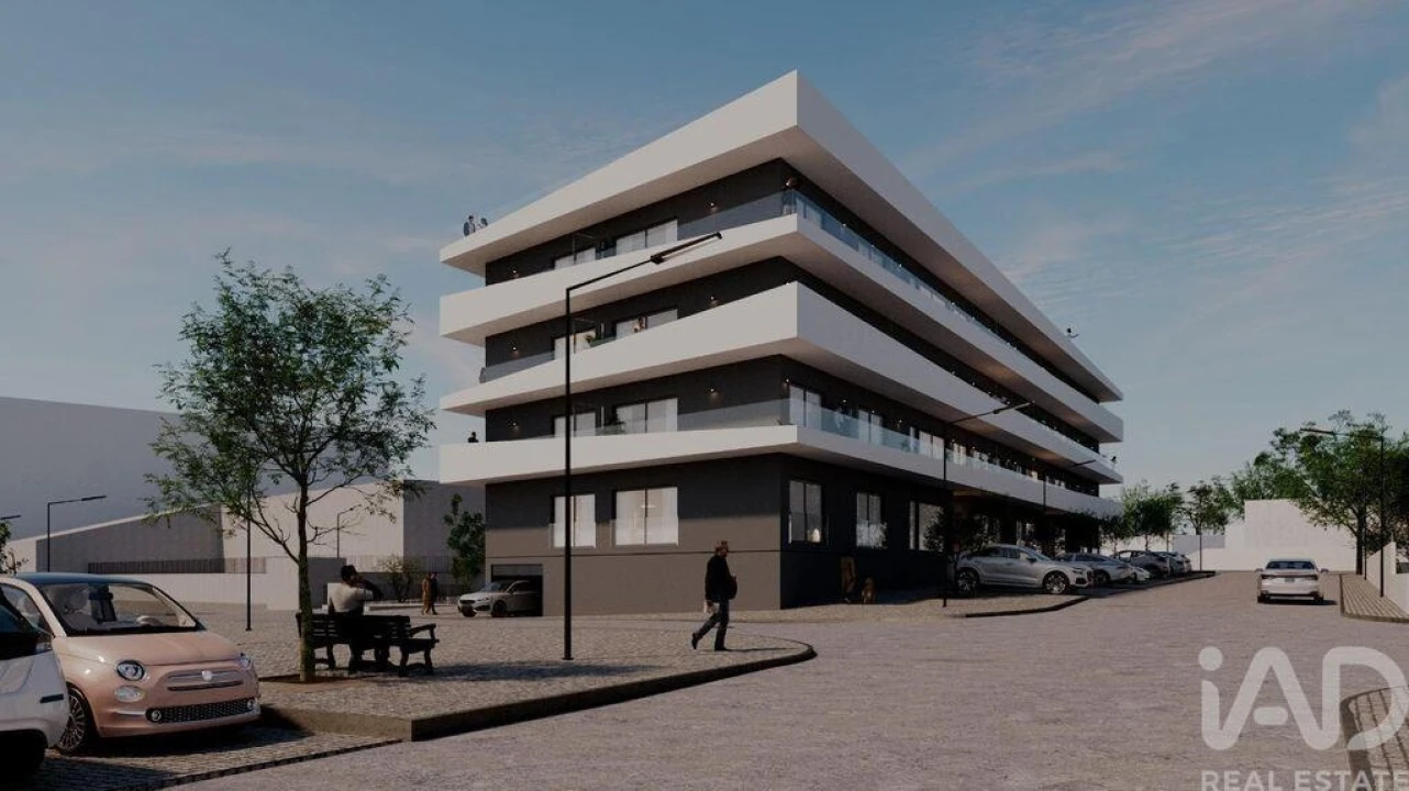 Apartamento T2 para Venda em Quarteira Foto 5