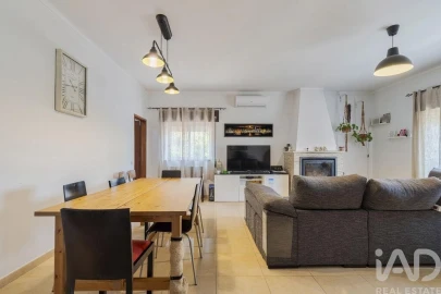 Moradia T4 para Venda em Quinta do Anjo