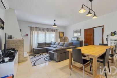 Moradia T4 para Venda em Quinta do Anjo