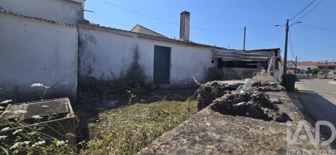 Moradia T2 para Venda em Cadaval e Pêro Moniz Foto 13