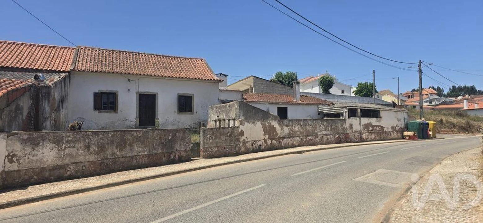 Moradia T2 para Venda em Cadaval e Pêro Moniz Foto 17