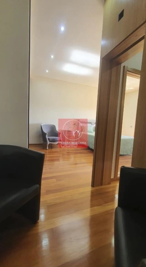 Apartamento T4 para Venda em Póvoa de Varzim, Beiriz e Argivai