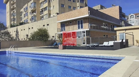 Apartamento T4 para Venda em Póvoa de Varzim, Beiriz e Argivai