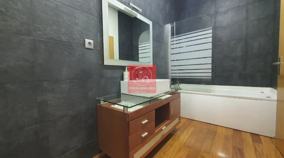 Apartamento T4 para Venda em Póvoa de Varzim, Beiriz e Argivai Foto 16