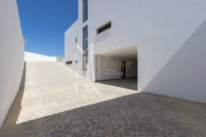 Moradia T3 para Venda em Lagos (São Sebastião e Santa Maria)
