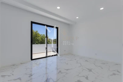 Moradia T3 para Venda em Lagos (São Sebastião e Santa Maria)