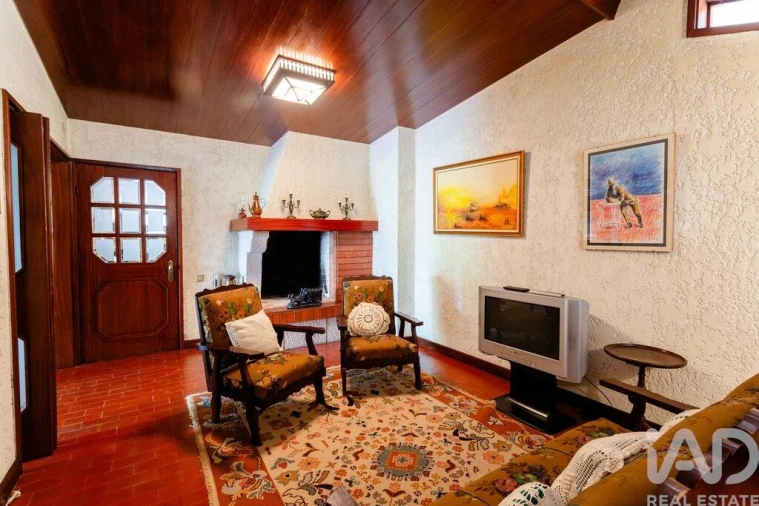Moradia T6 para Venda em Paços de Brandão Foto 35