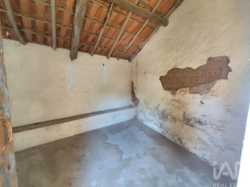 Moradia T2 para Venda em Peral