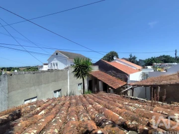 Moradia T2 para Venda em Peral