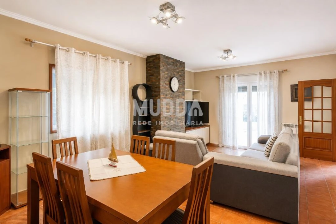 Moradia T3 para Venda em Salreu Foto 10