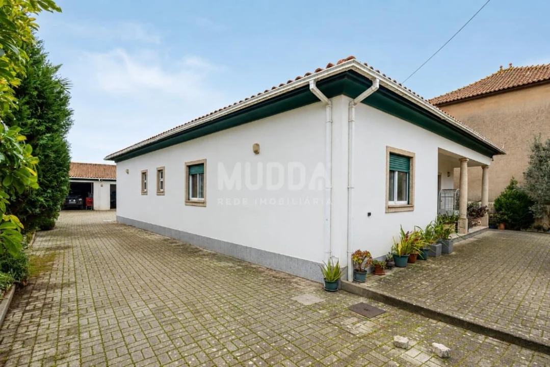 Moradia T3 para Venda em Salreu Foto 2