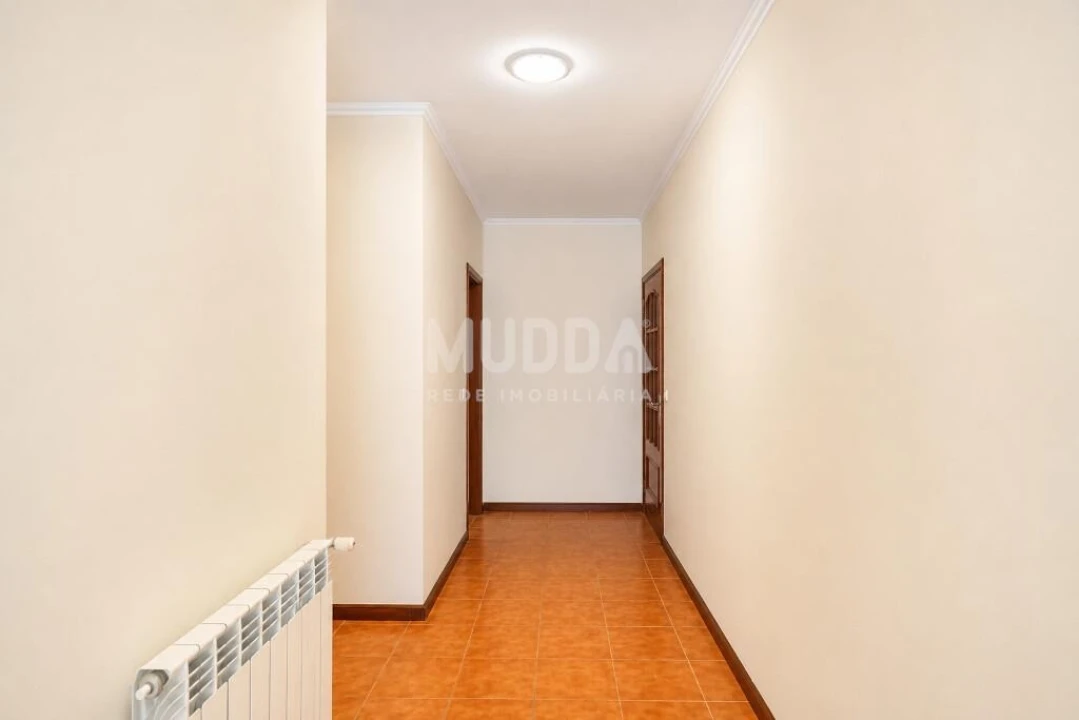 Moradia T3 para Venda em Salreu Foto 23