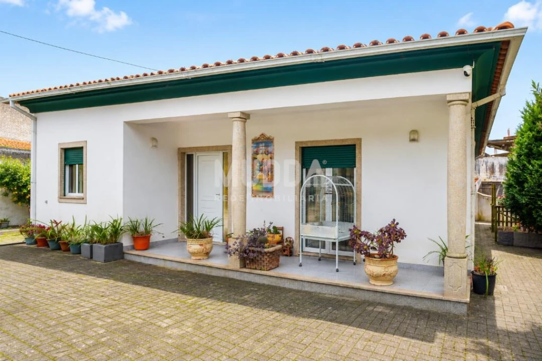 Moradia T3 para Venda em Salreu Foto 4