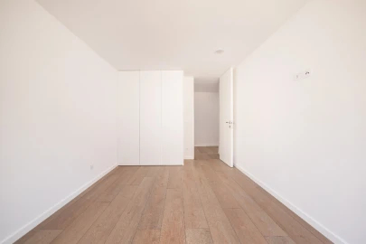 Apartamento T4 para Venda em Eiras e São Paulo de Frades