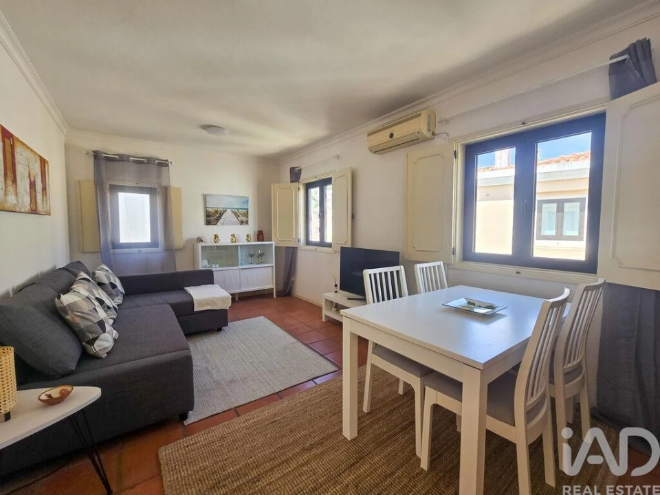 Apartamento T1 para Venda em Quarteira Foto 1