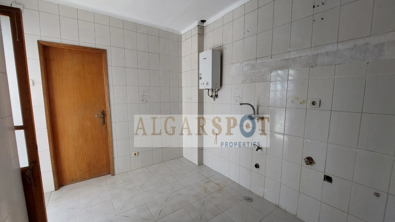 Apartamento T3 para Venda em Portimão Foto 14