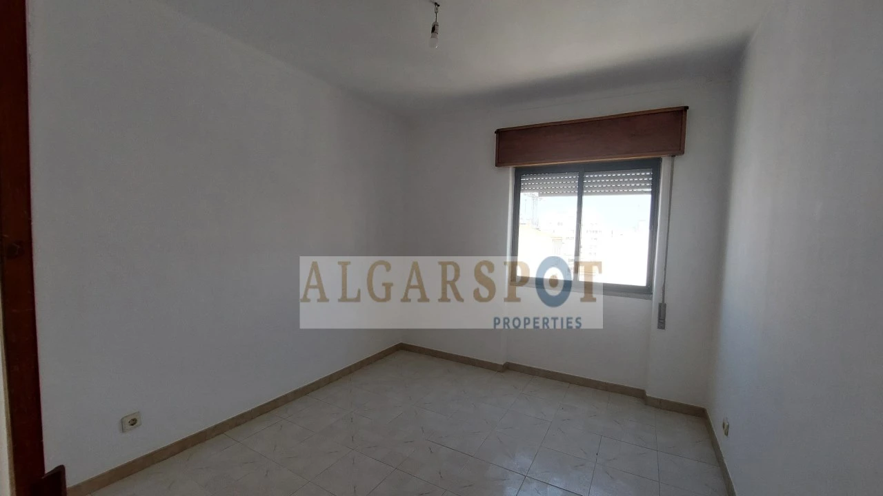 Apartamento T3 para Venda em Portimão Foto 22