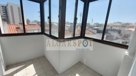 Apartamento T3 para Venda em Portimão
