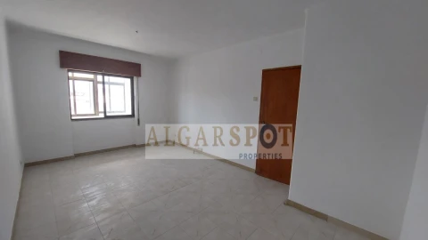 Apartamento T3 para Venda em Portimão