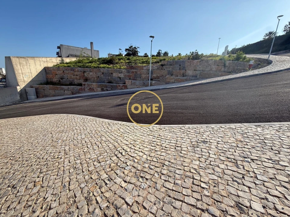 Terreno para Venda em Albufeira e Olhos de Água Foto 6