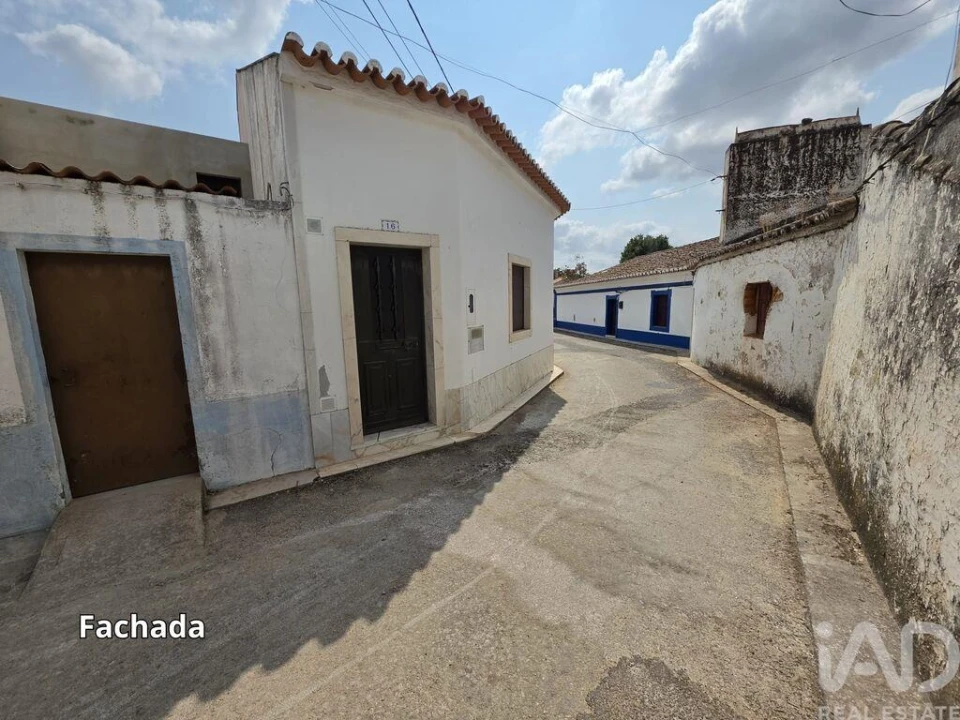 Moradia T3 para Venda em Bencatel Foto 12
