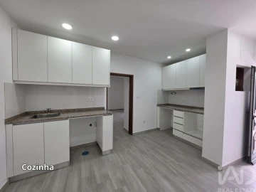 Moradia T3 para Venda em Bencatel