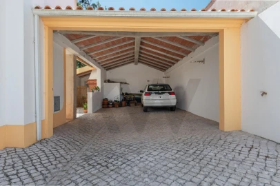 Moradia T4 para Venda em Nossa Senhora do Pópulo, Coto e São Gregório