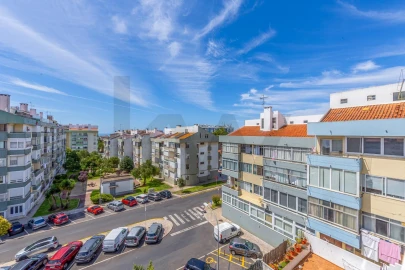 Apartamento T4 para Venda em Oeiras e São Julião da Barra, Paço de Arcos e Caxias