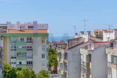 Apartamento T4 para Venda em Oeiras e São Julião da Barra, Paço de Arcos e Caxias