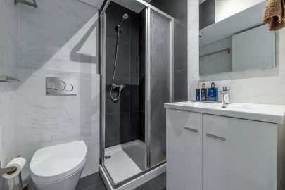 Apartamento T4 para Venda em Oeiras e São Julião da Barra, Paço de Arcos e Caxias
