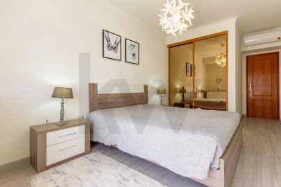 Apartamento T2 para Venda em Gaio-Rosário e Sarilhos Pequenos