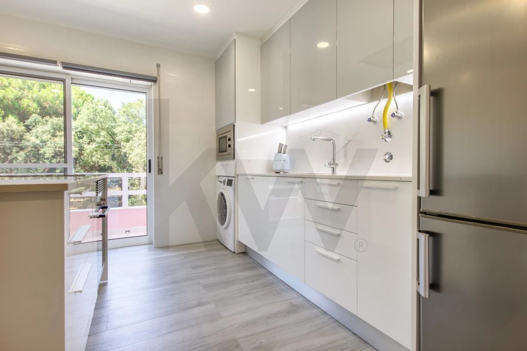Apartamento T2 para Venda em Gaio-Rosário e Sarilhos Pequenos Foto 5