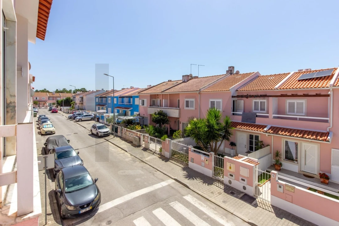 Apartamento T2 para Venda em Gaio-Rosário e Sarilhos Pequenos Foto 26