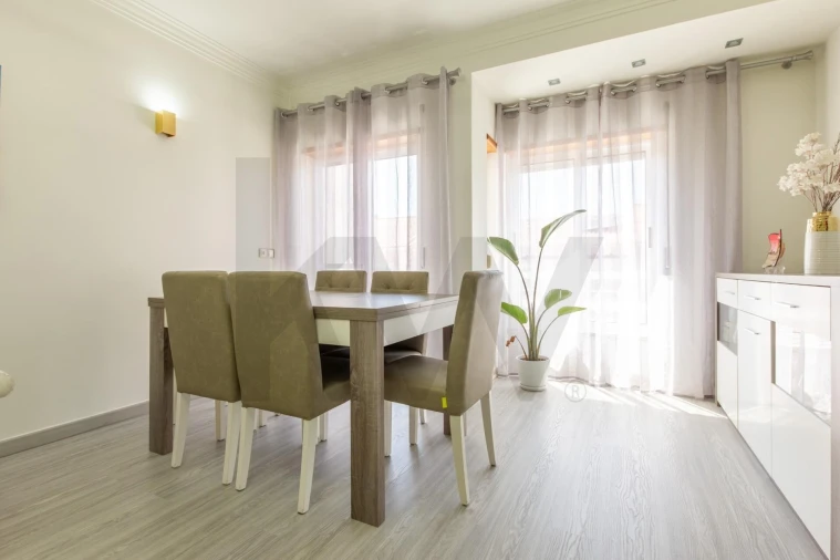Apartamento T2 para Venda em Gaio-Rosário e Sarilhos Pequenos Foto 13