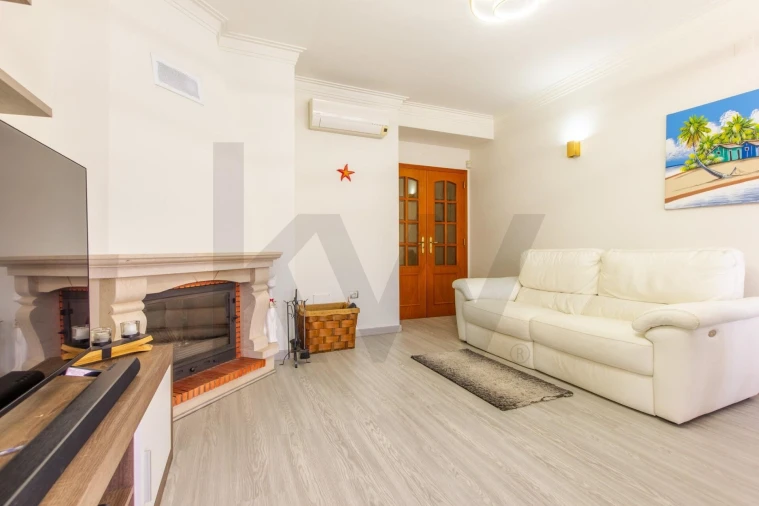 Apartamento T2 para Venda em Gaio-Rosário e Sarilhos Pequenos Foto 15
