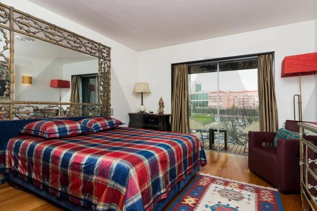Apartamento T3 para Arrendamento em Areeiro Foto 11