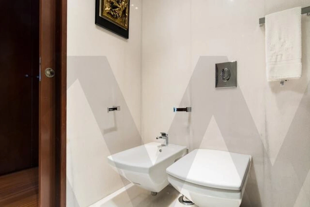 Apartamento T3 para Arrendamento em Areeiro Foto 6