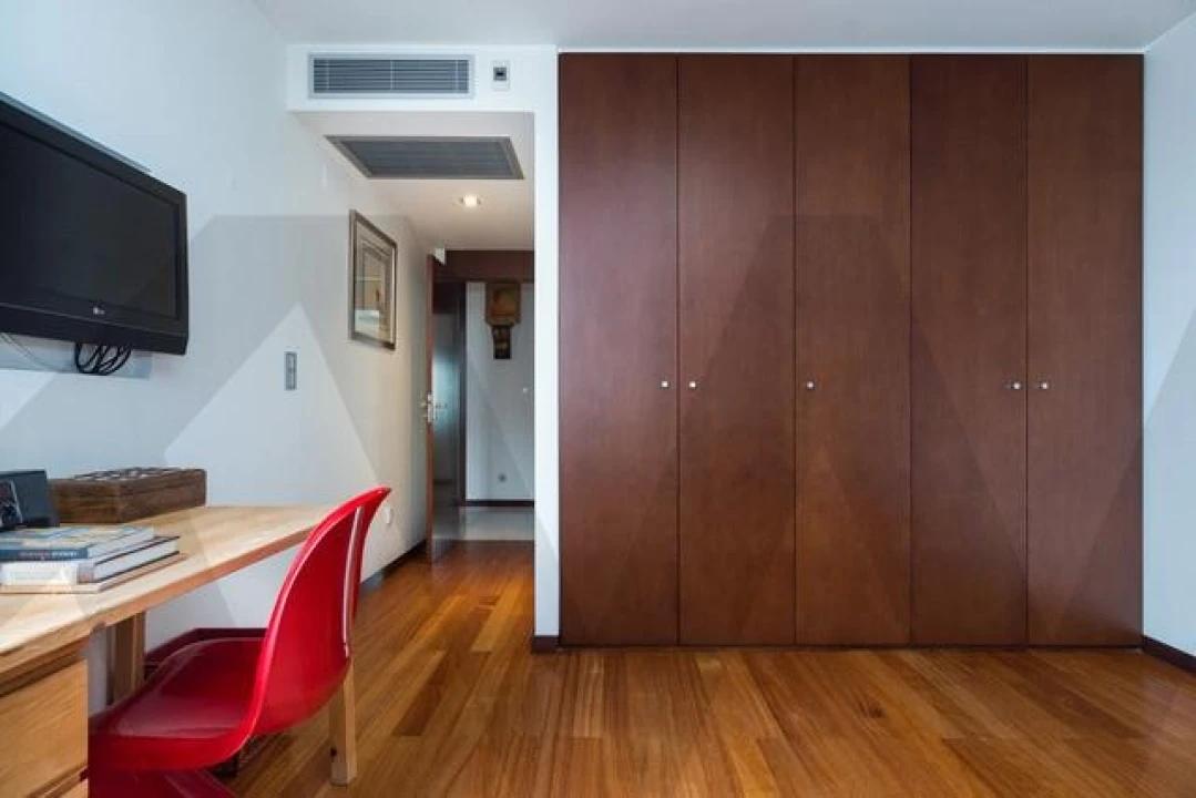 Apartamento T3 para Arrendamento em Areeiro Foto 3