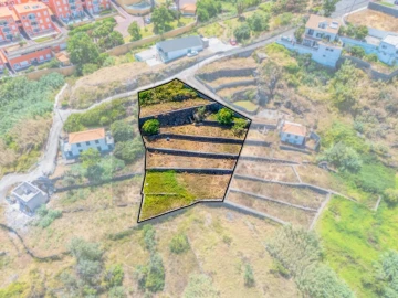 Terreno para Venda em Caniço