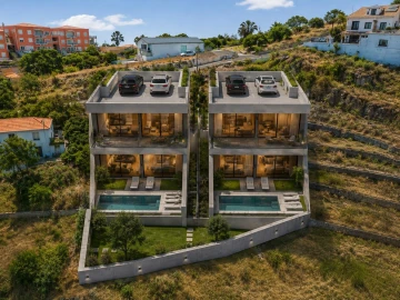 Terreno para Venda em Caniço