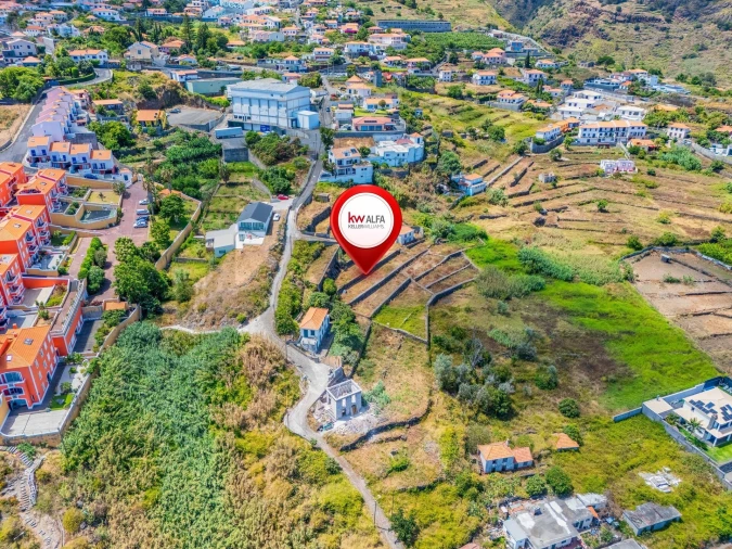 Terreno para Venda em Caniço Foto 7