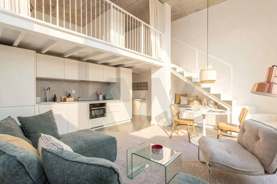 Apartamento T1 para Arrendamento em Algés, Linda-A-Velha e Cruz Quebrada-Dafundo Foto 1